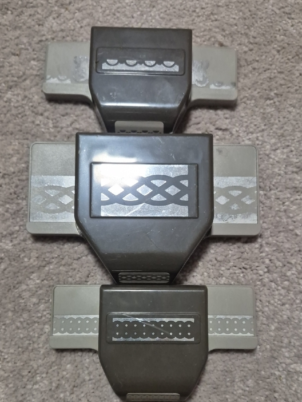 Stampin' Up! Paper‎ Border Punch Set in Gray and Silver